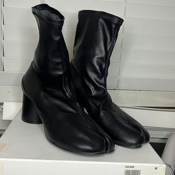 Margiela Tabi Boots - Picture 2 of 5